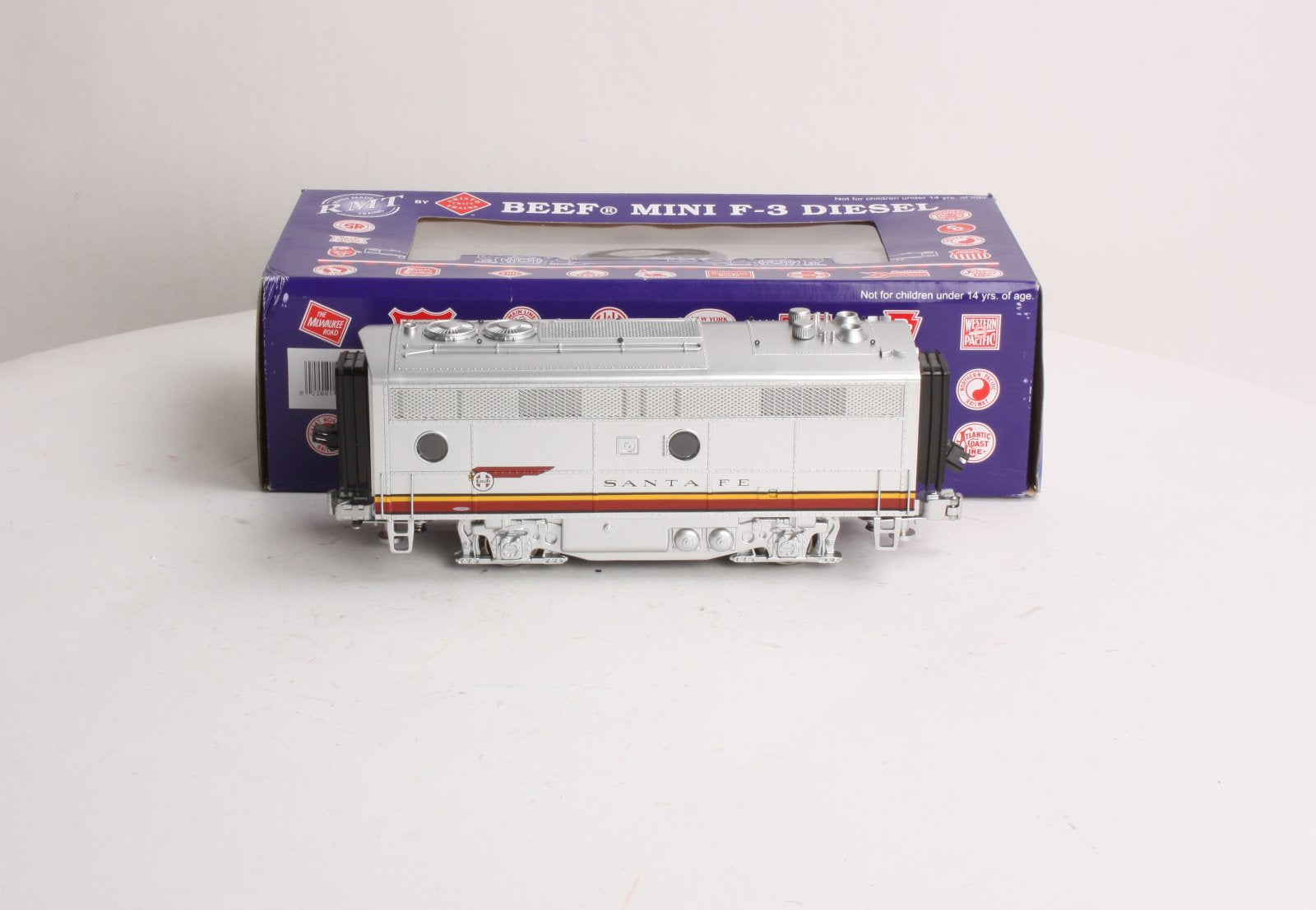 RMT 92714 O Gauge ATSF Beef Mini  F-3 B Powered Diesel Locomotive