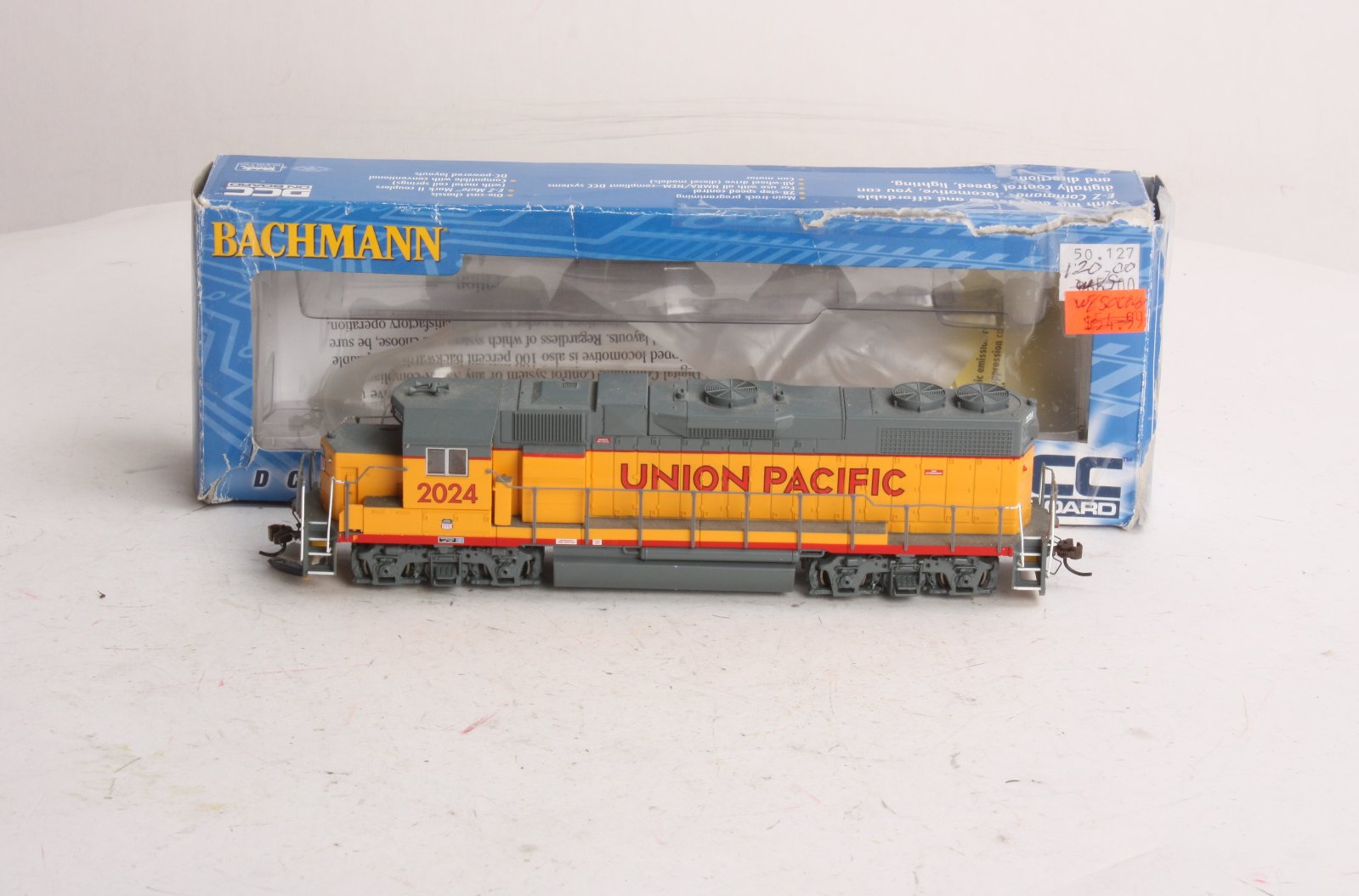 Bachmann 61107 HO Scale Union Pacific GP38-2 Diesel Locomotive #2024 w/DCC