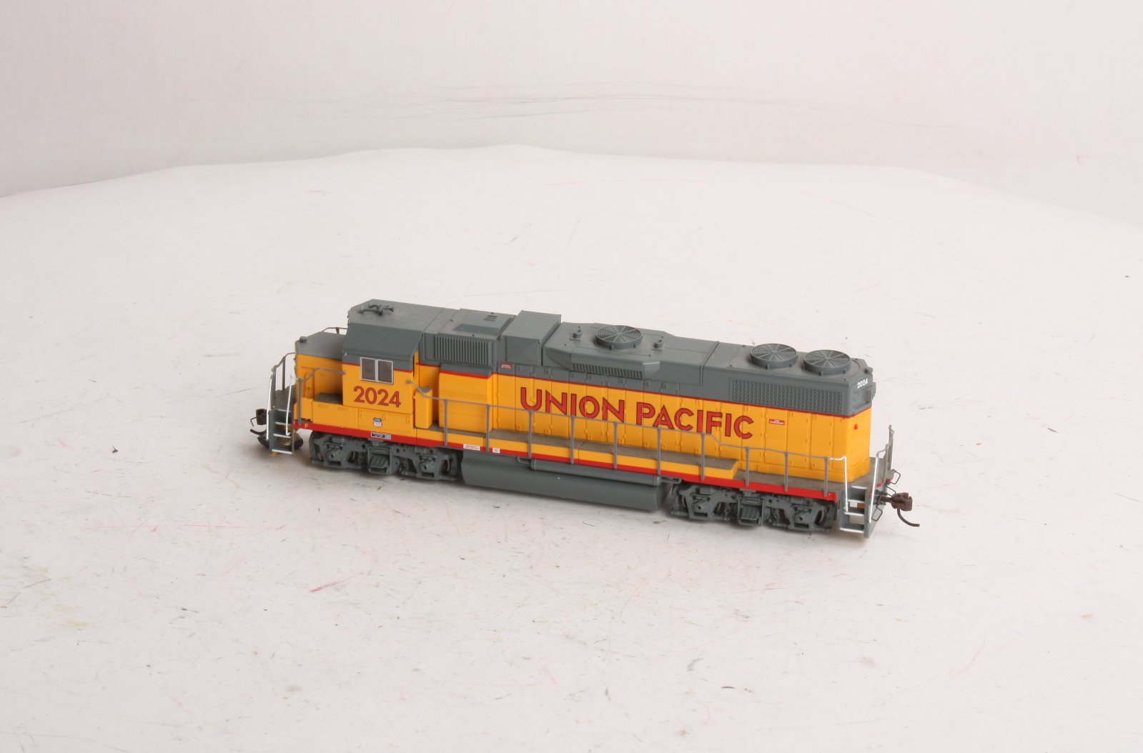 Bachmann 61107 HO Scale Union Pacific GP38-2 Diesel Locomotive #2024 w/DCC