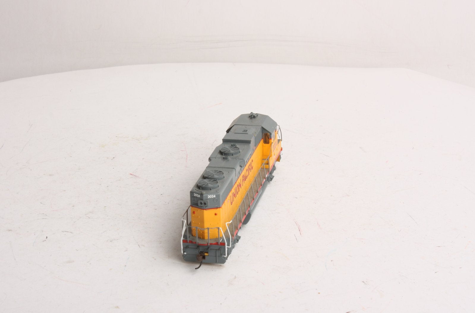 Bachmann 61107 HO Scale Union Pacific GP38-2 Diesel Locomotive #2024 w/DCC