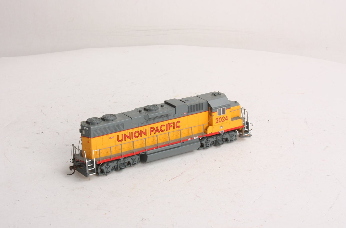 Bachmann 61107 HO Scale Union Pacific GP38-2 Diesel Locomotive #2024 w/DCC