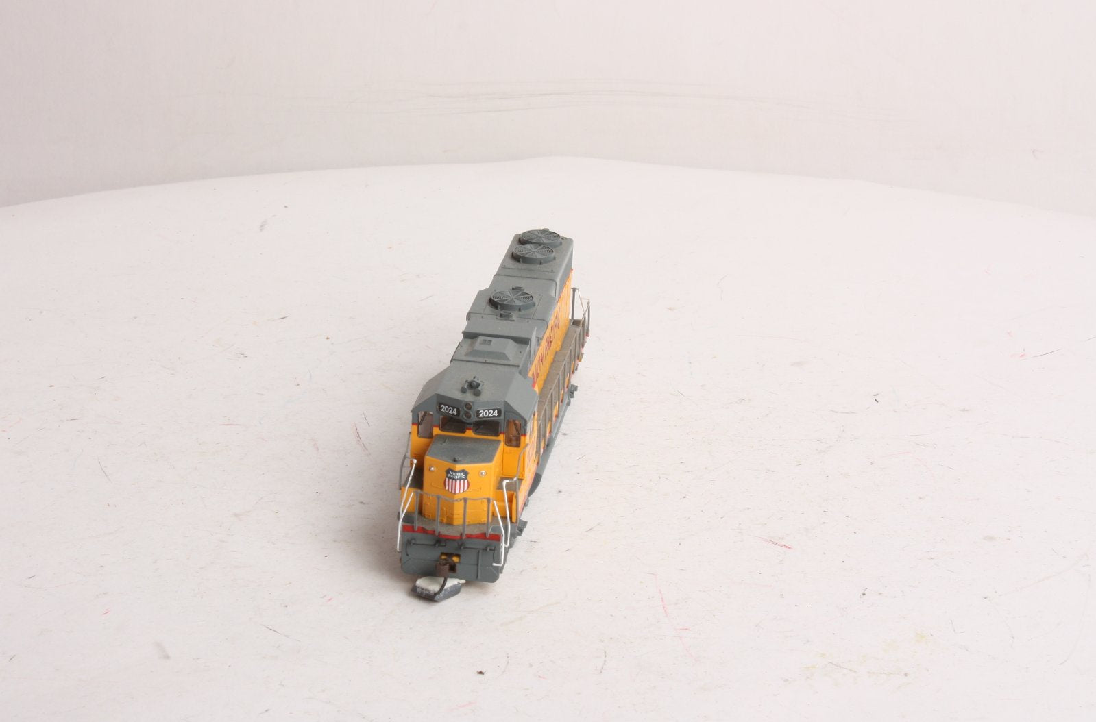 Bachmann 61107 HO Scale Union Pacific GP38-2 Diesel Locomotive #2024 w/DCC