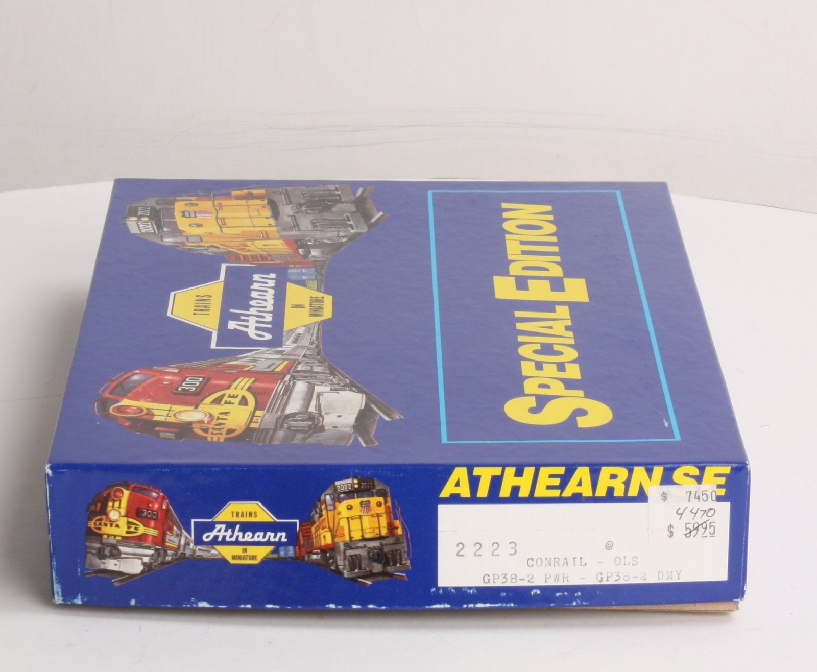 Athearn 2223 HO Conrail GP38-2 Power/Dummy Diesel Set