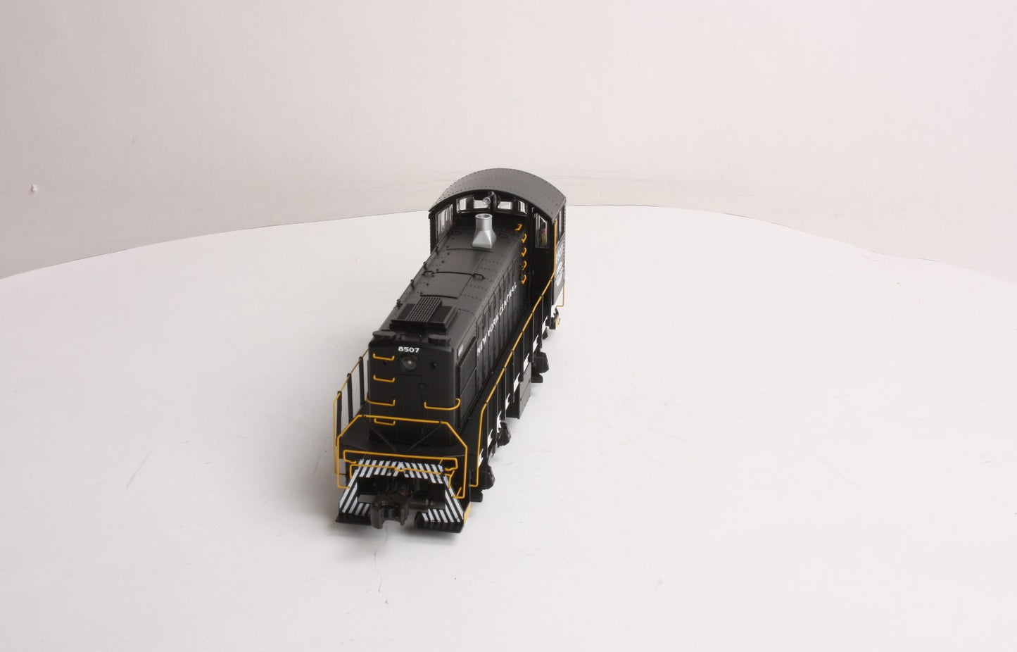 Lionel 6-38481 New York Central Legacy Alco S-2 Diesel Switcher #8507