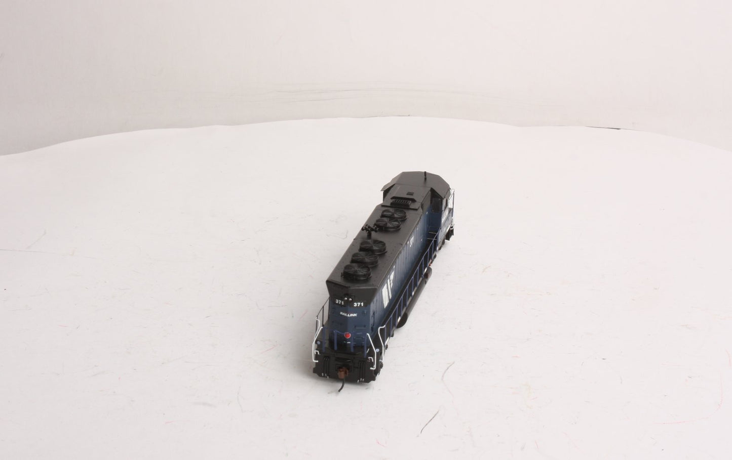 Athearn 98011 HO Scale Montana Rail Link SD-45 Diesel Locomotive #371