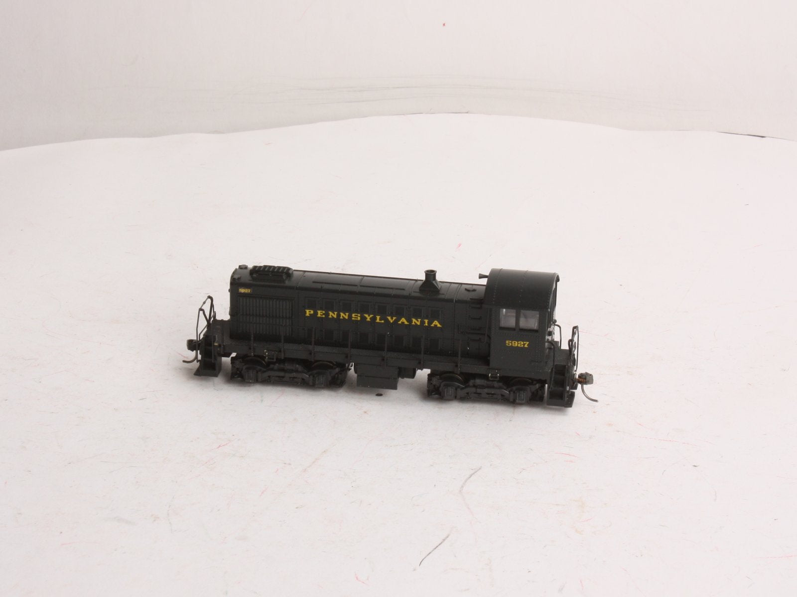 Atlas 8073 HO Scale Pennsylvania Alco S2 Diesel Locomotive #5927