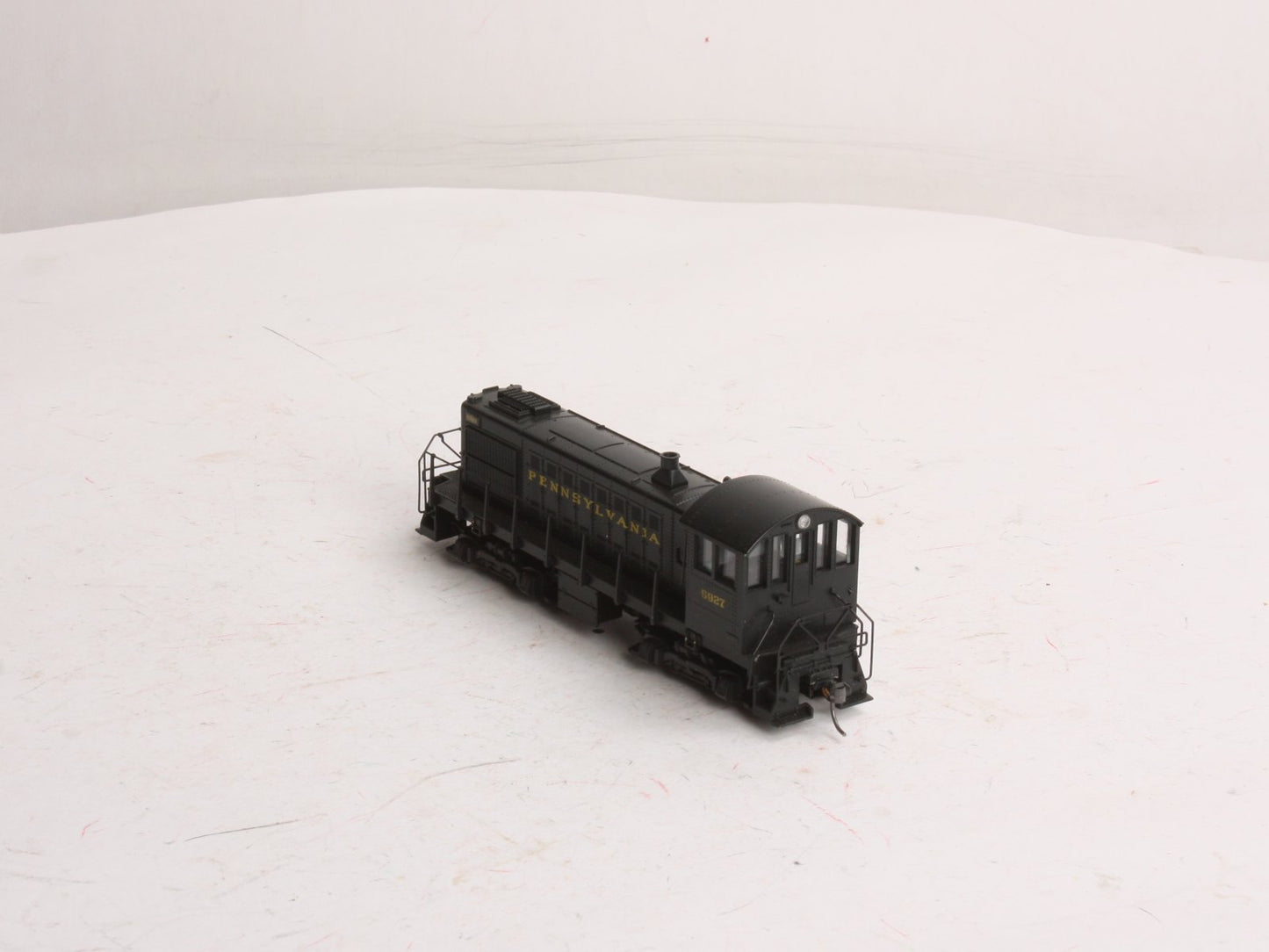 Atlas 8073 HO Scale Pennsylvania Alco S2 Diesel Locomotive #5927