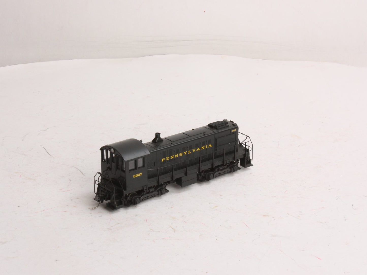 Atlas 8073 HO Scale Pennsylvania Alco S2 Diesel Locomotive #5927