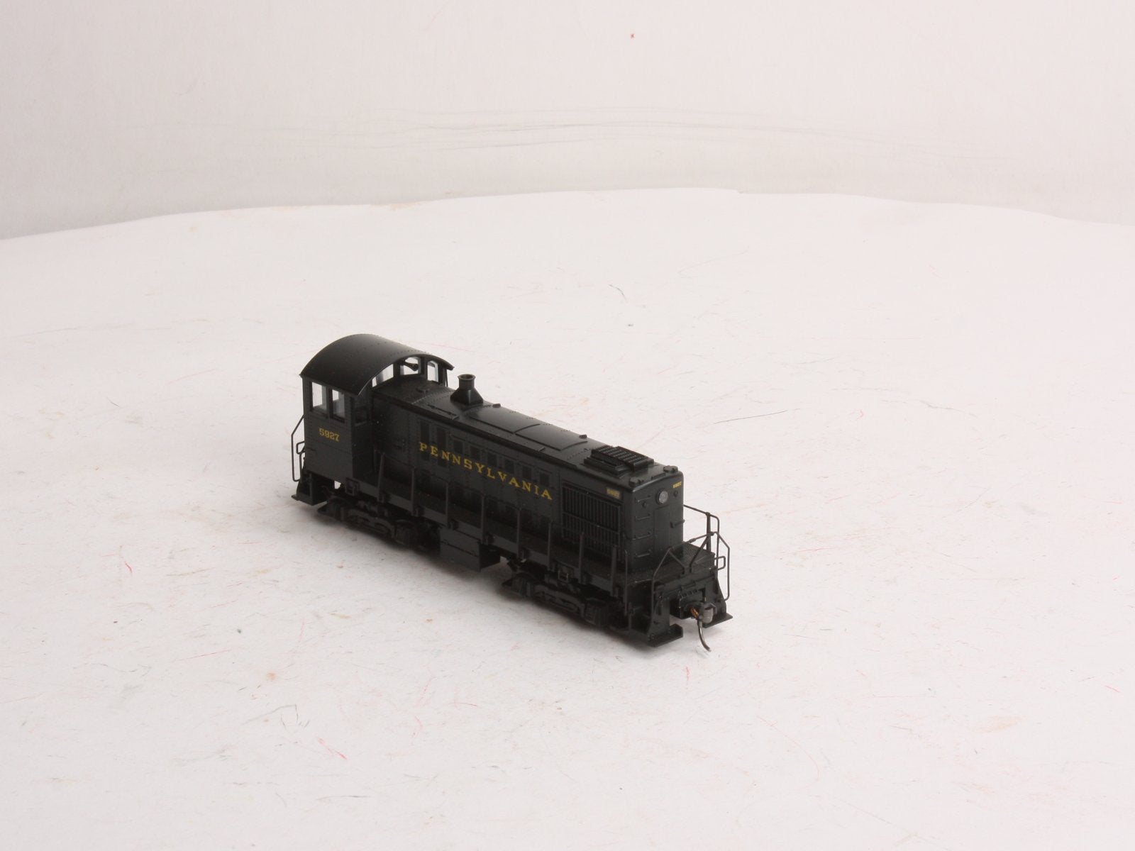 Atlas 8073 HO Scale Pennsylvania Alco S2 Diesel Locomotive #5927