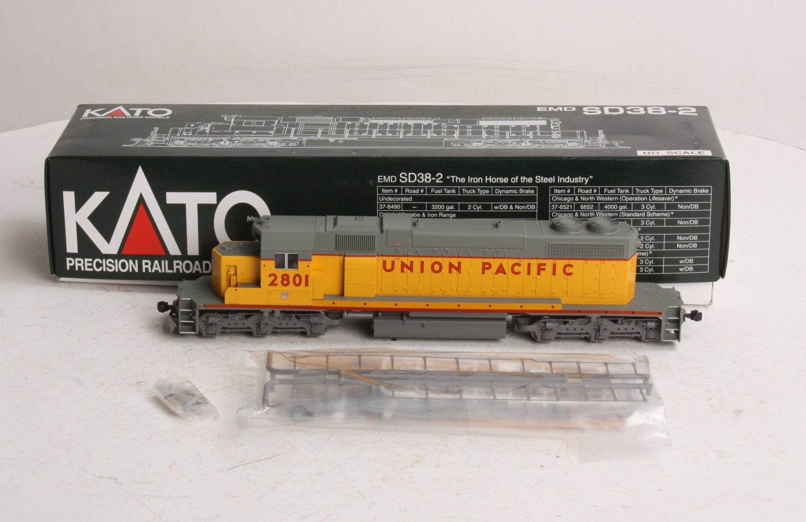 Kato 37-6501 HO Union Pacific EMD SD38-2 Diesel Locomotive #2801
