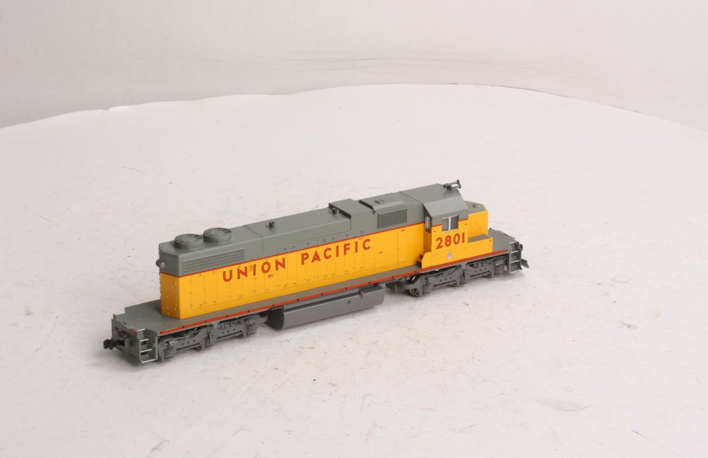 Kato 37-6501 HO Union Pacific EMD SD38-2 Diesel Locomotive #2801