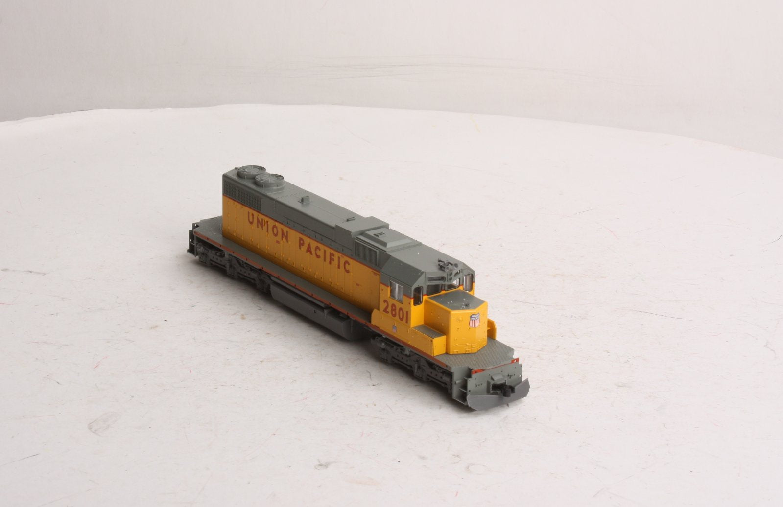 Kato 37-6501 HO Union Pacific EMD SD38-2 Diesel Locomotive #2801