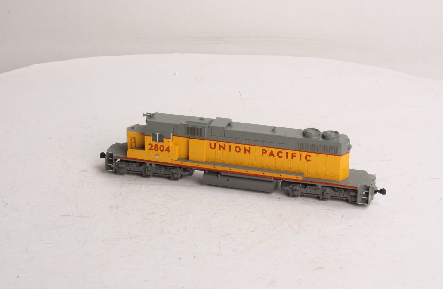 Kato 37-6502 HO Union Pacific SD38-2 Diesel Locomotive #2804