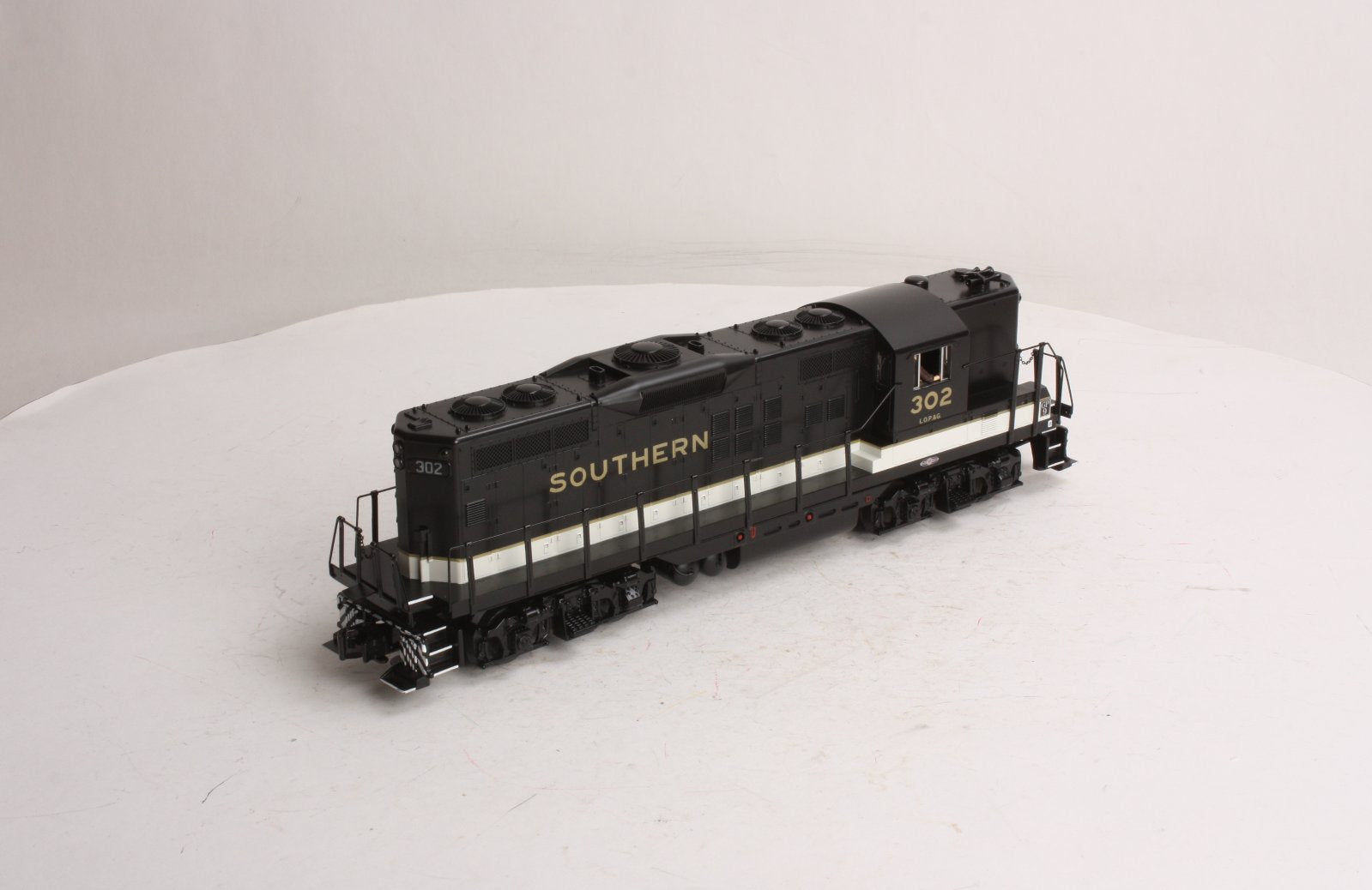 MTH 30-2979-3 Southern GP-9 Non-Powered Diesel Engine #302