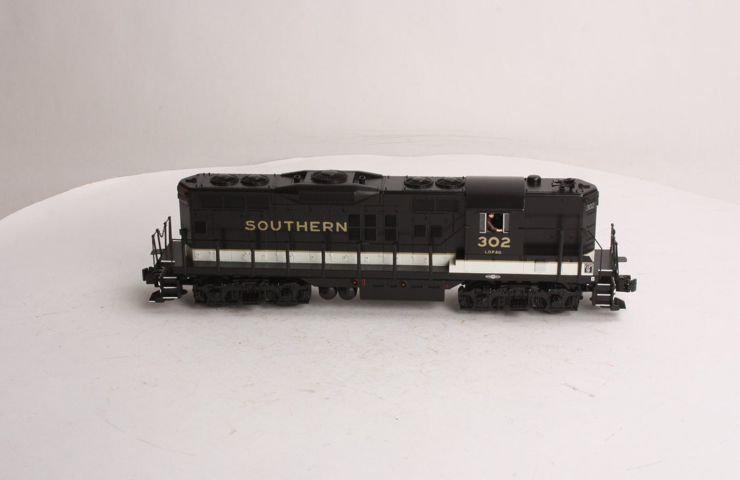 MTH 30-2979-3 Southern GP-9 Non-Powered Diesel Engine #302