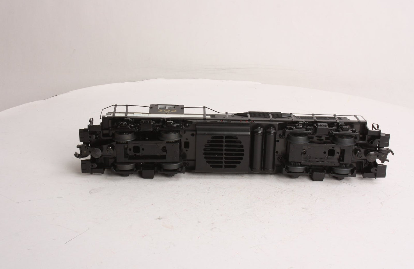MTH 30-2979-3 Southern GP-9 Non-Powered Diesel Engine #302