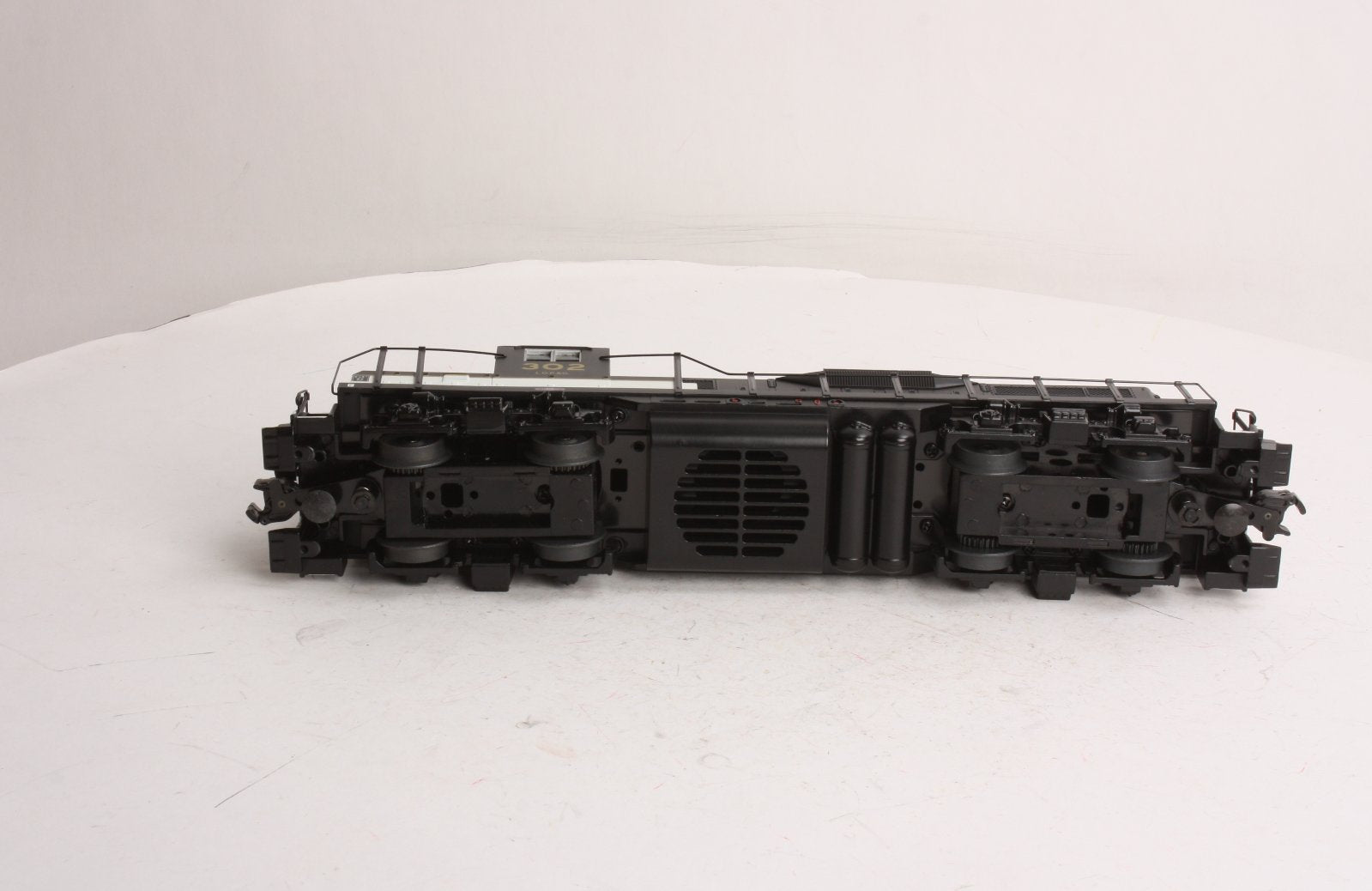 MTH 30-2979-3 Southern GP-9 Non-Powered Diesel Engine #302