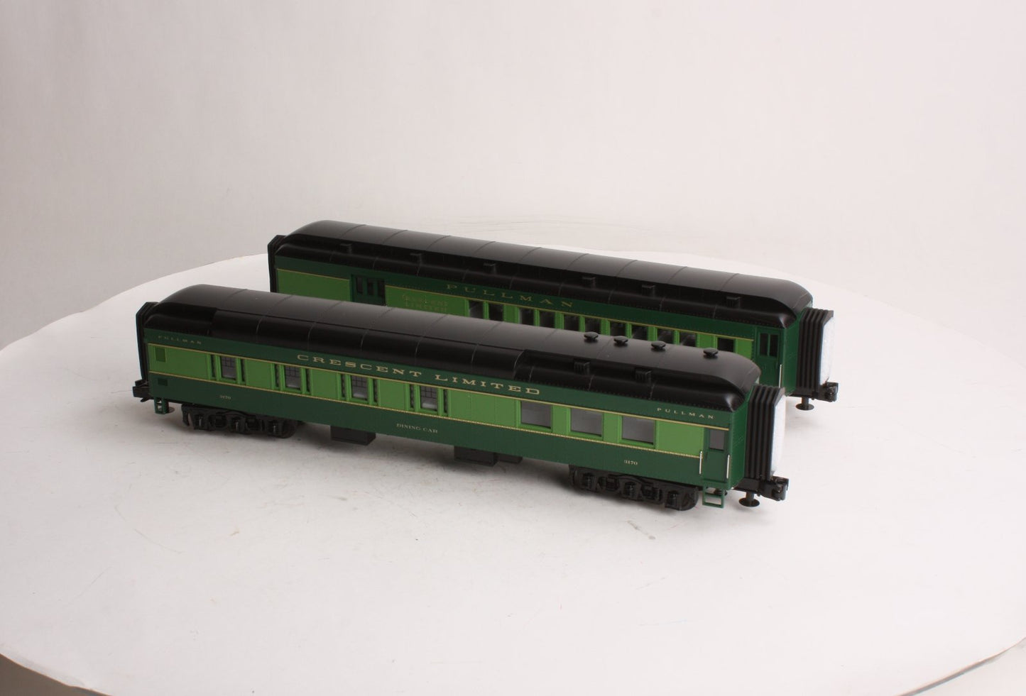 MTH 30-69101 O Southern 60' Madison Combine/Diner Passenger Set (Set of 2)