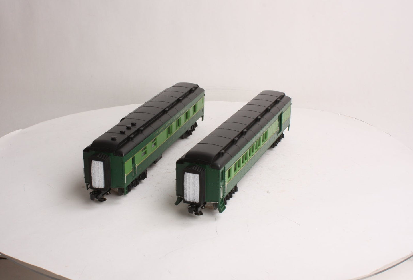 MTH 30-69101 O Southern 60' Madison Combine/Diner Passenger Set (Set of 2)