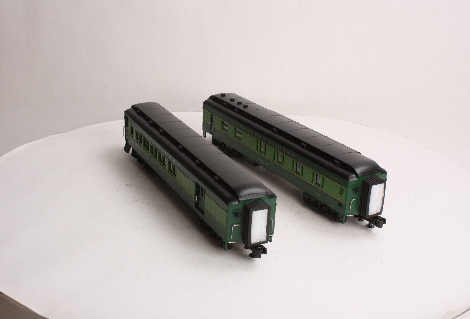 MTH 30-69101 O Southern 60' Madison Combine/Diner Passenger Set (Set of 2)