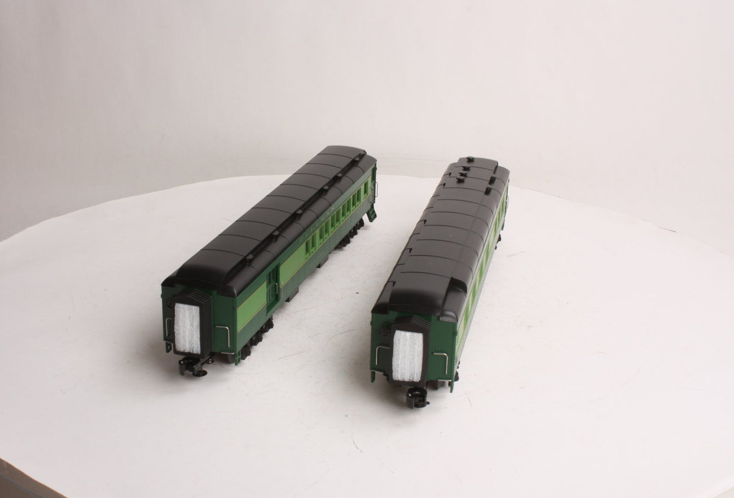 MTH 30-69101 O Southern 60' Madison Combine/Diner Passenger Set (Set of 2)