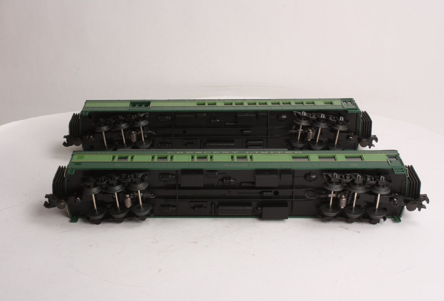 MTH 30-69101 O Southern 60' Madison Combine/Diner Passenger Set (Set of 2)
