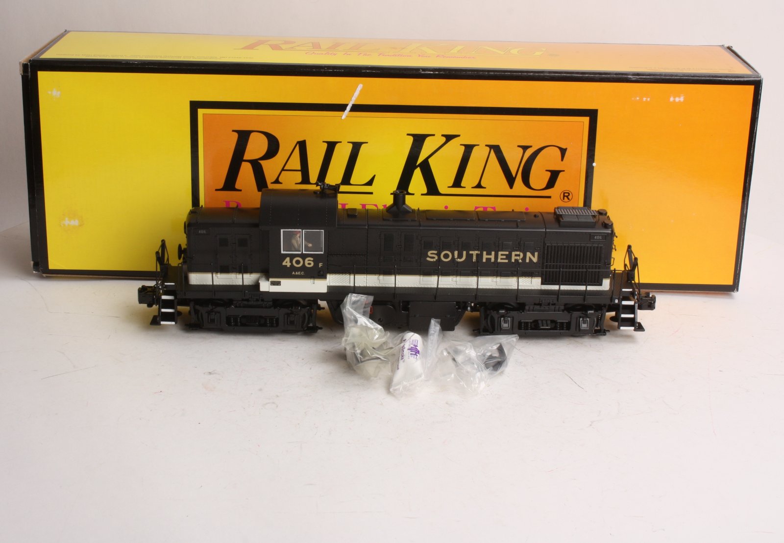 MTH 30-2985-3 Southern Alco RS-1 Non-Powered Diesel Engine #406