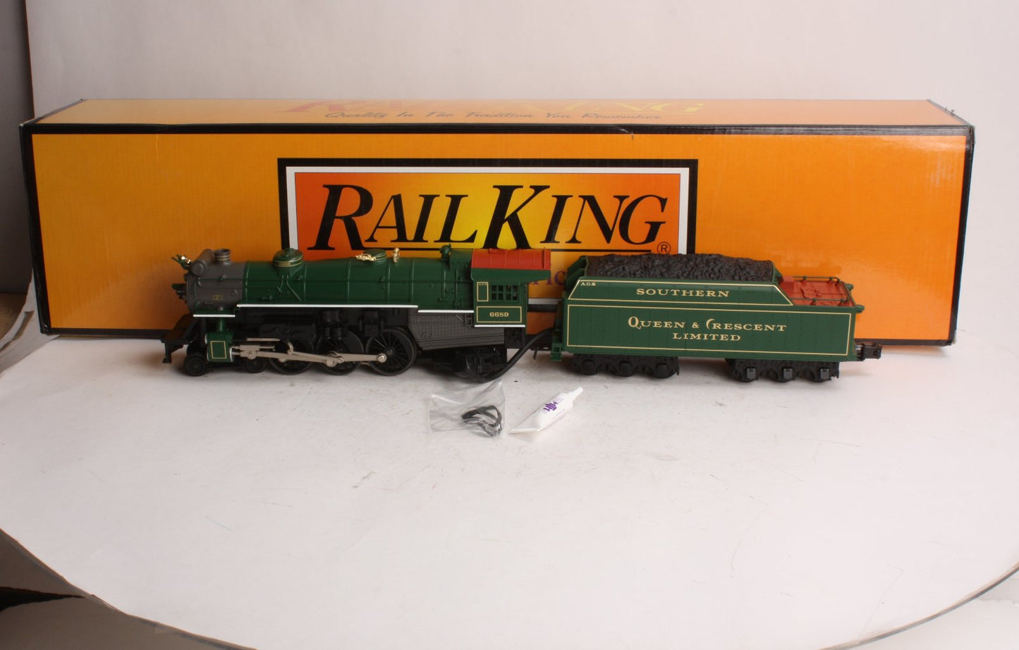 MTH 30-1475-1 Southern 4-6-2 Pacific Steam Engine & Tender w/PS2 #6689