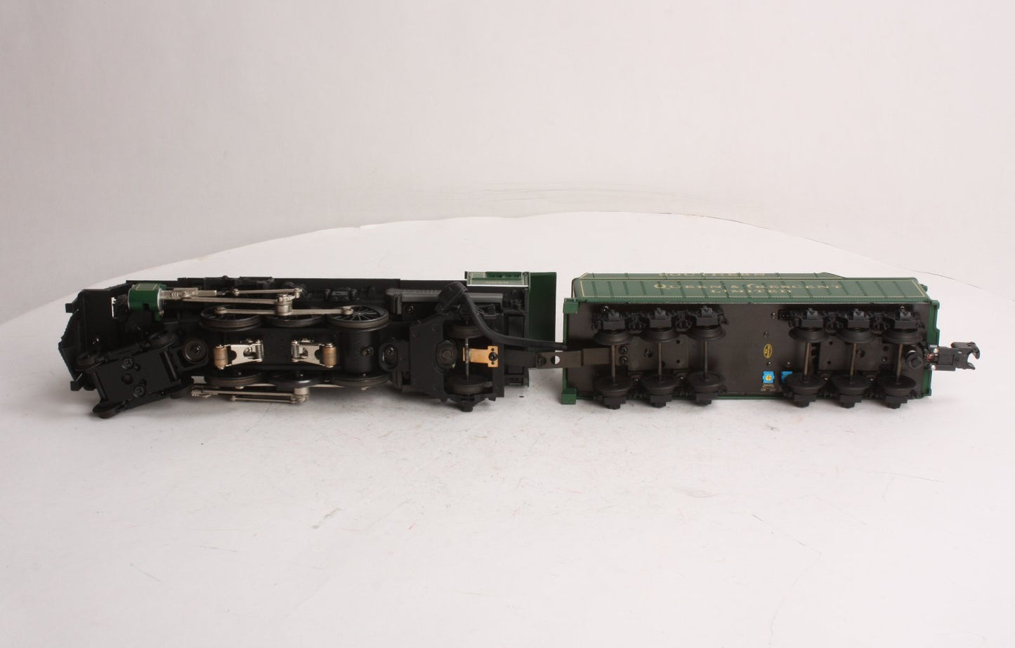 MTH 30-1475-1 Southern 4-6-2 Pacific Steam Engine & Tender w/PS2 #6689
