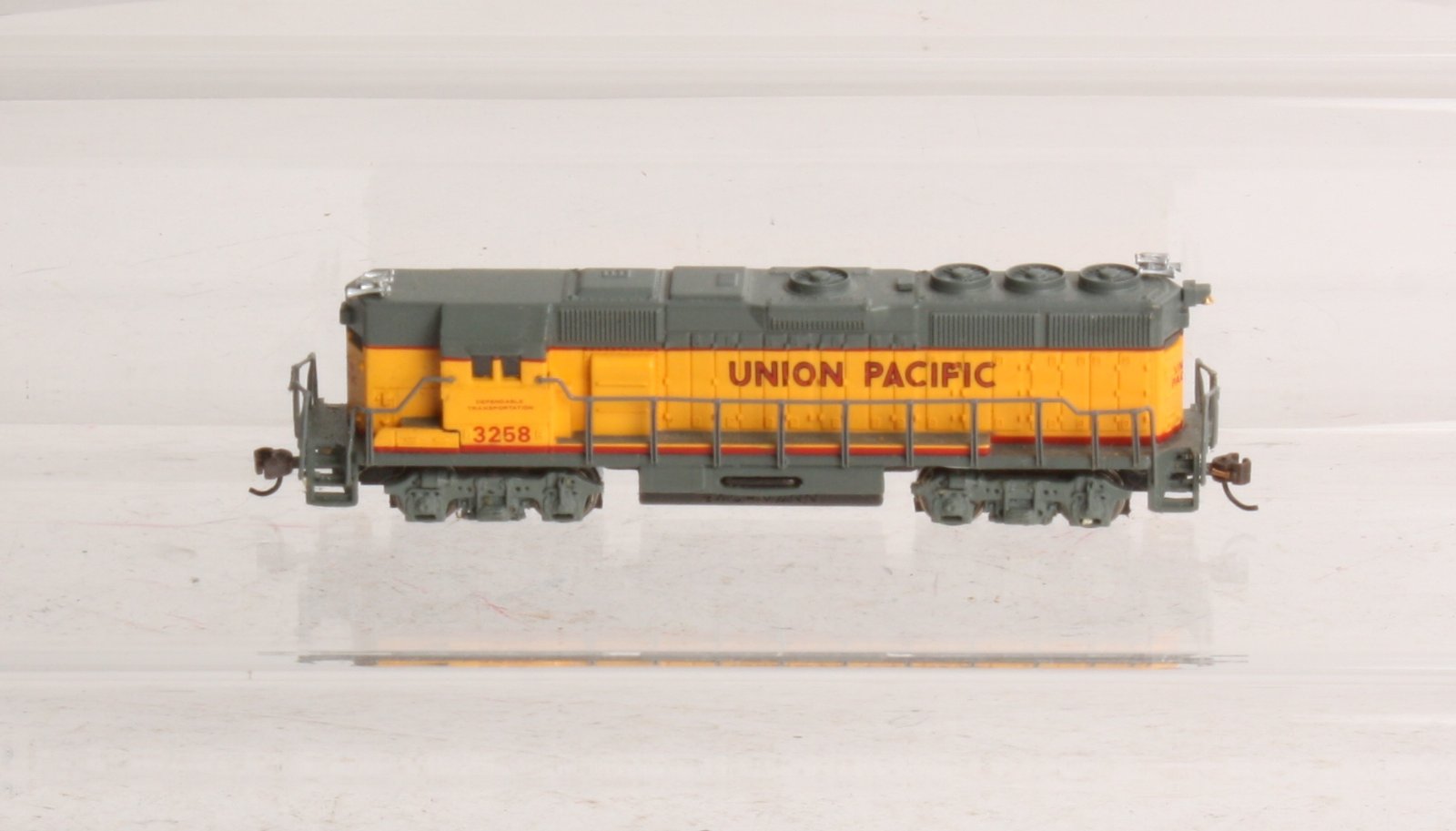 Bachmann 61251 N Scale Union Pacific GP50 Diesel Locomotive #3258