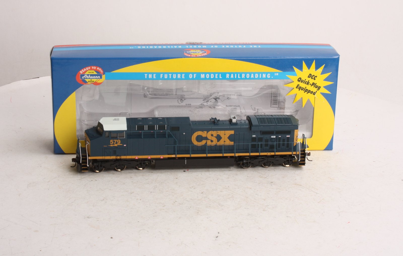 Athearn 79870 HO Scale CSX AC4400 Diesel Locomotive #579
