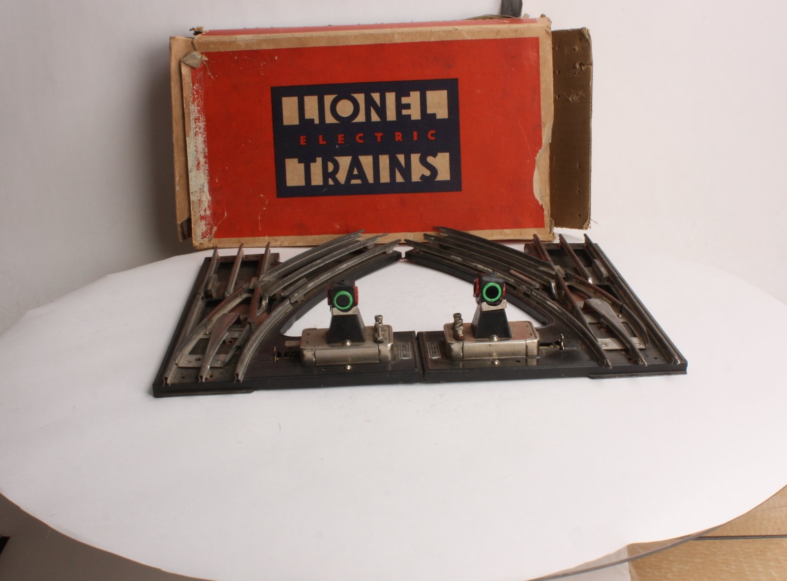 Lionel 223 Vintage Standard Gauge Left-Hand & Right-Hand Remote Switches - Pair