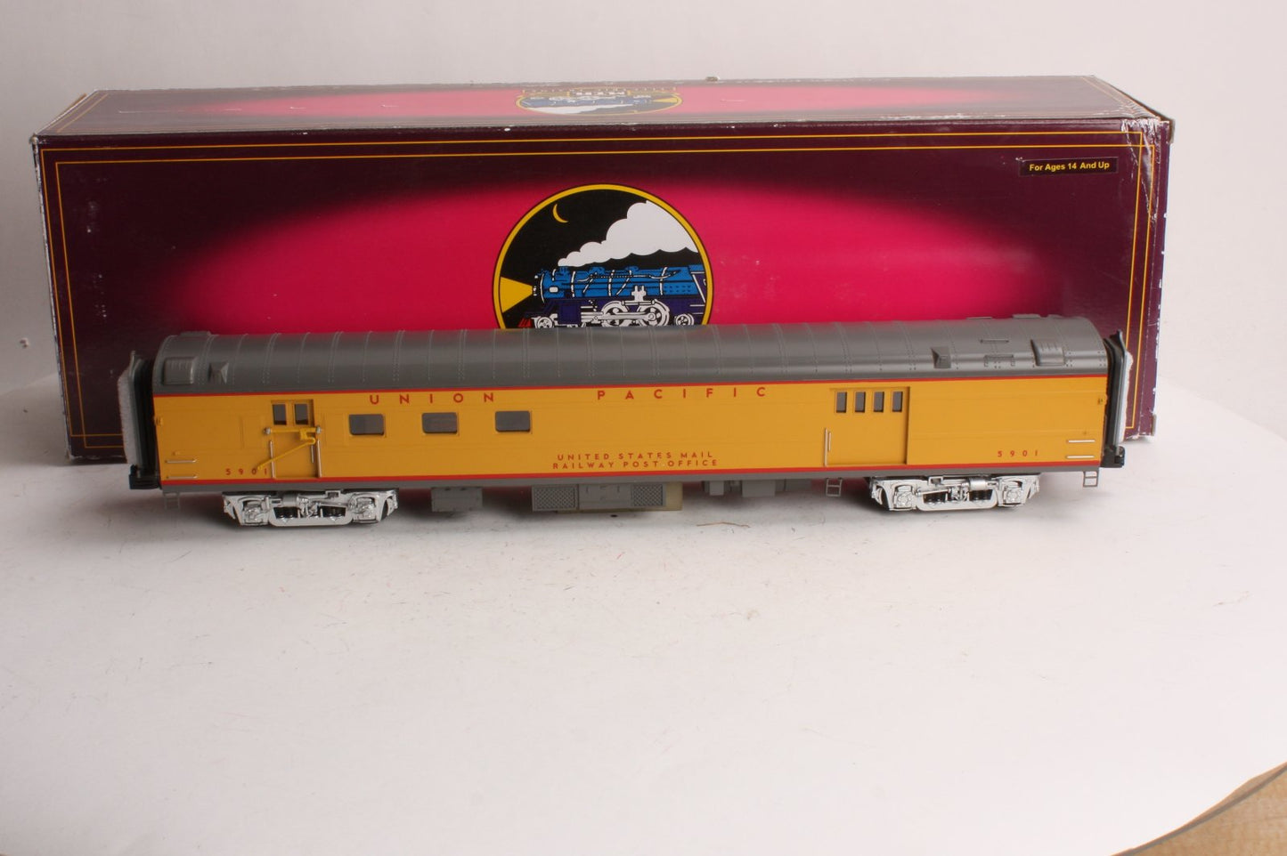 MTH 20-68159 70 FT. ABS RPO PASSENGER CAR - UNION PACIFIC