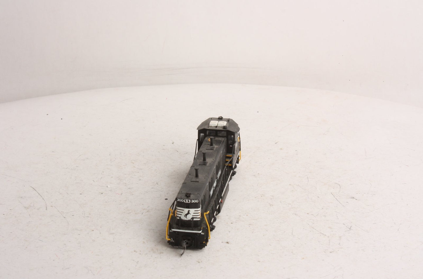 Atlas 10000587 HO Scale Norfolk Southern TM NRE Genset Diesel Locomotive #300