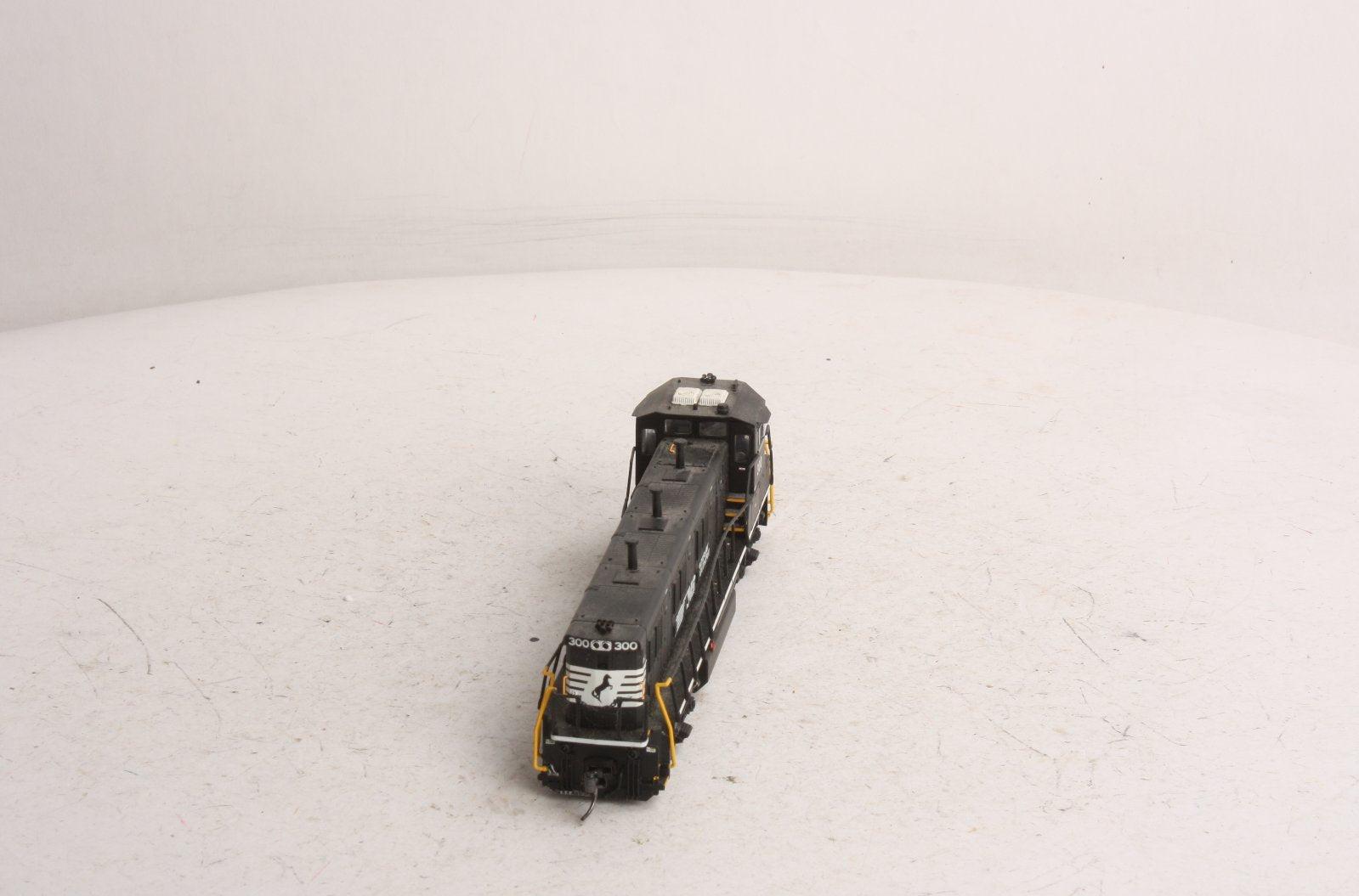 Atlas 10000587 HO Scale Norfolk Southern TM NRE Genset Diesel Locomotive #300