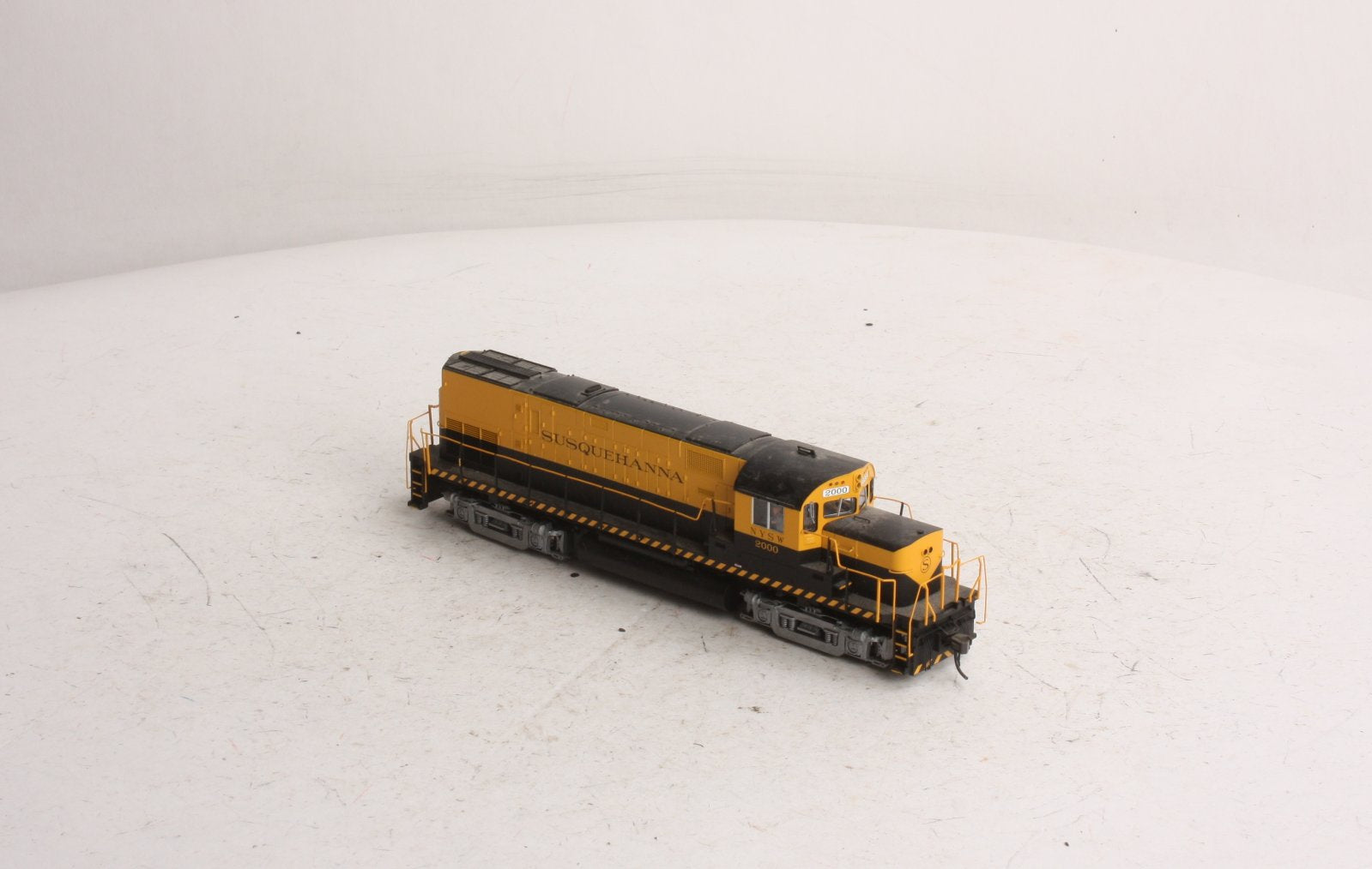 Atlas 10000132 HO Susquehanna C420 Phase 2B Diesel Locomotive with DCC #2000