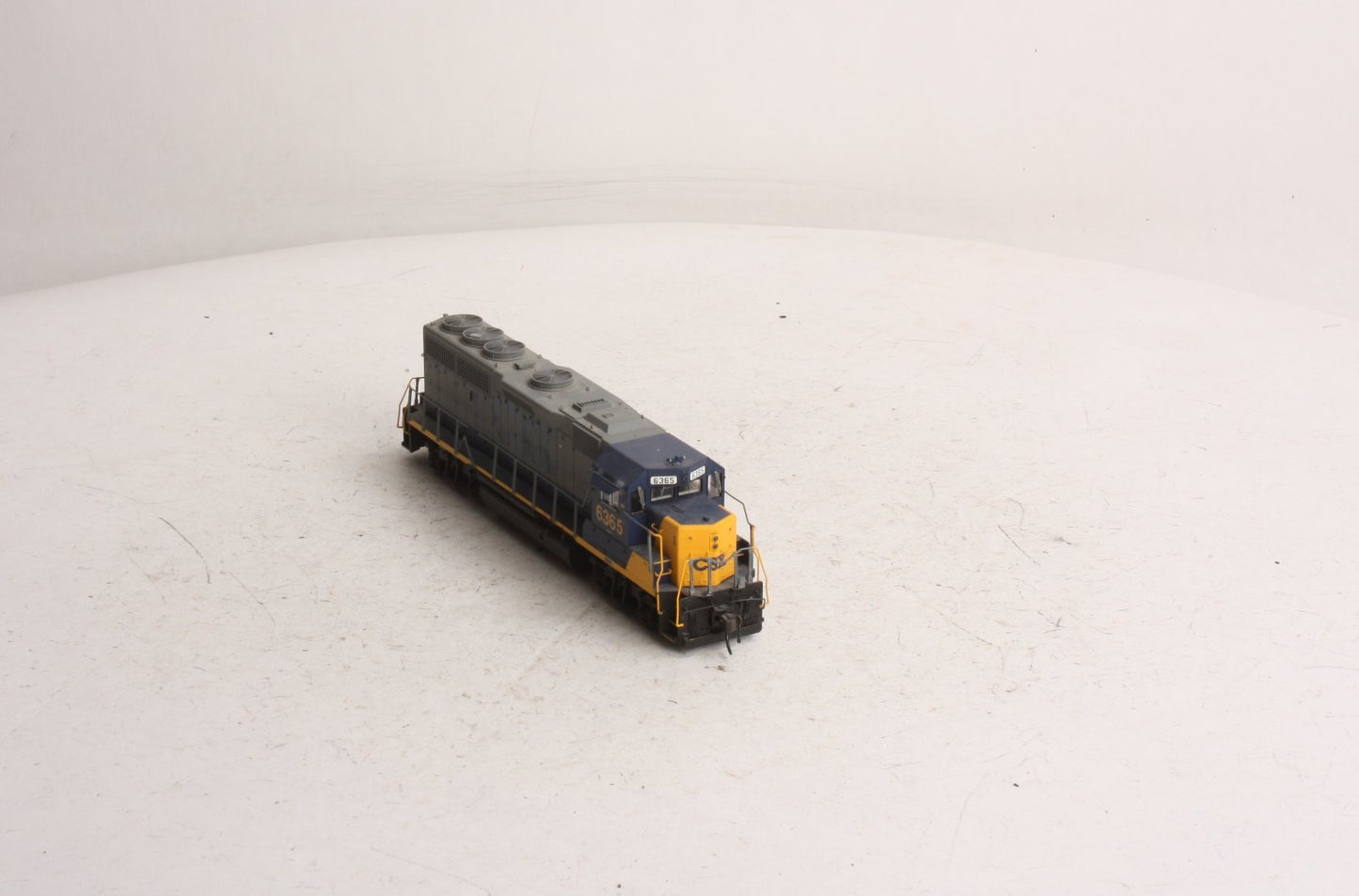 Atlas 10000406 CSX GP40-2 Phase I w/DCC & Sound #6365
