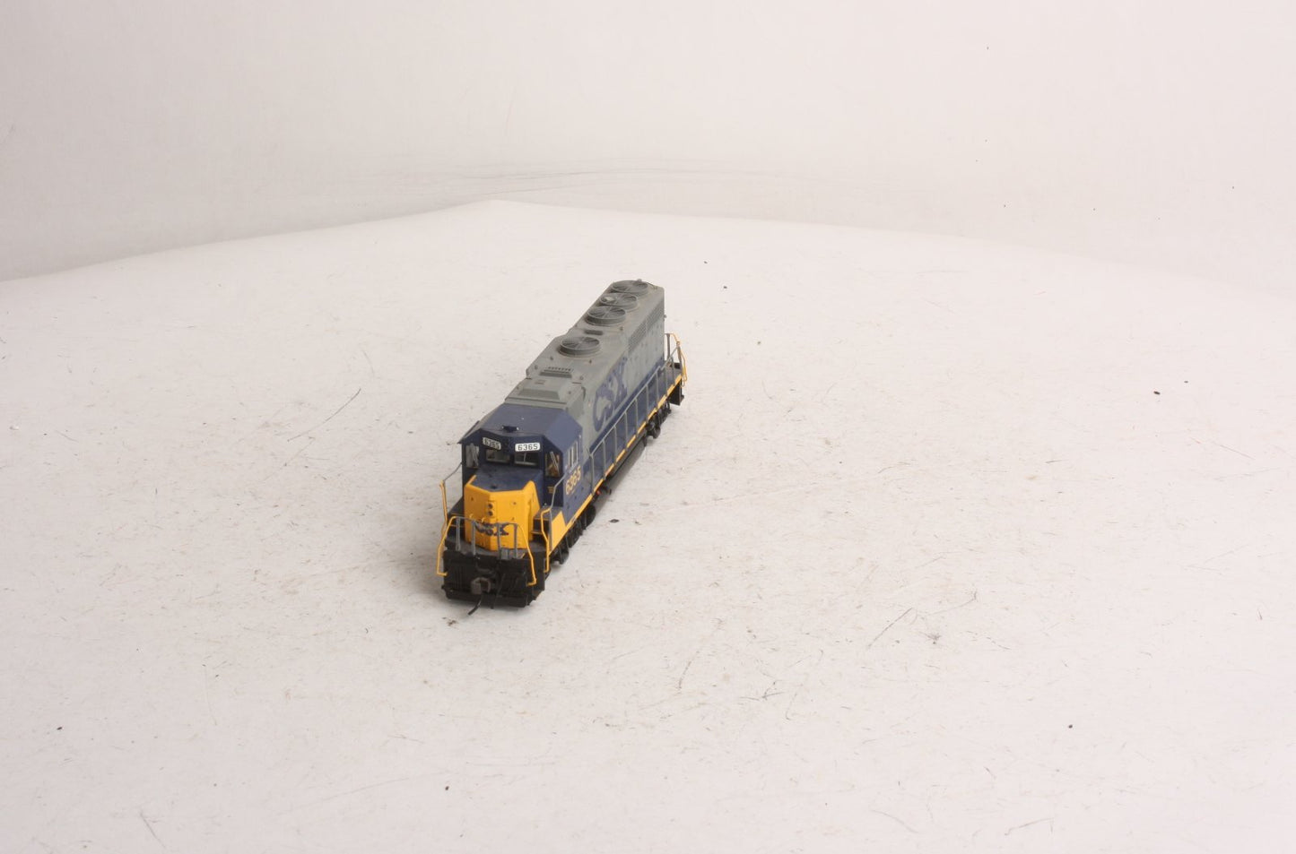 Atlas 10000406 CSX GP40-2 Phase I w/DCC & Sound #6365