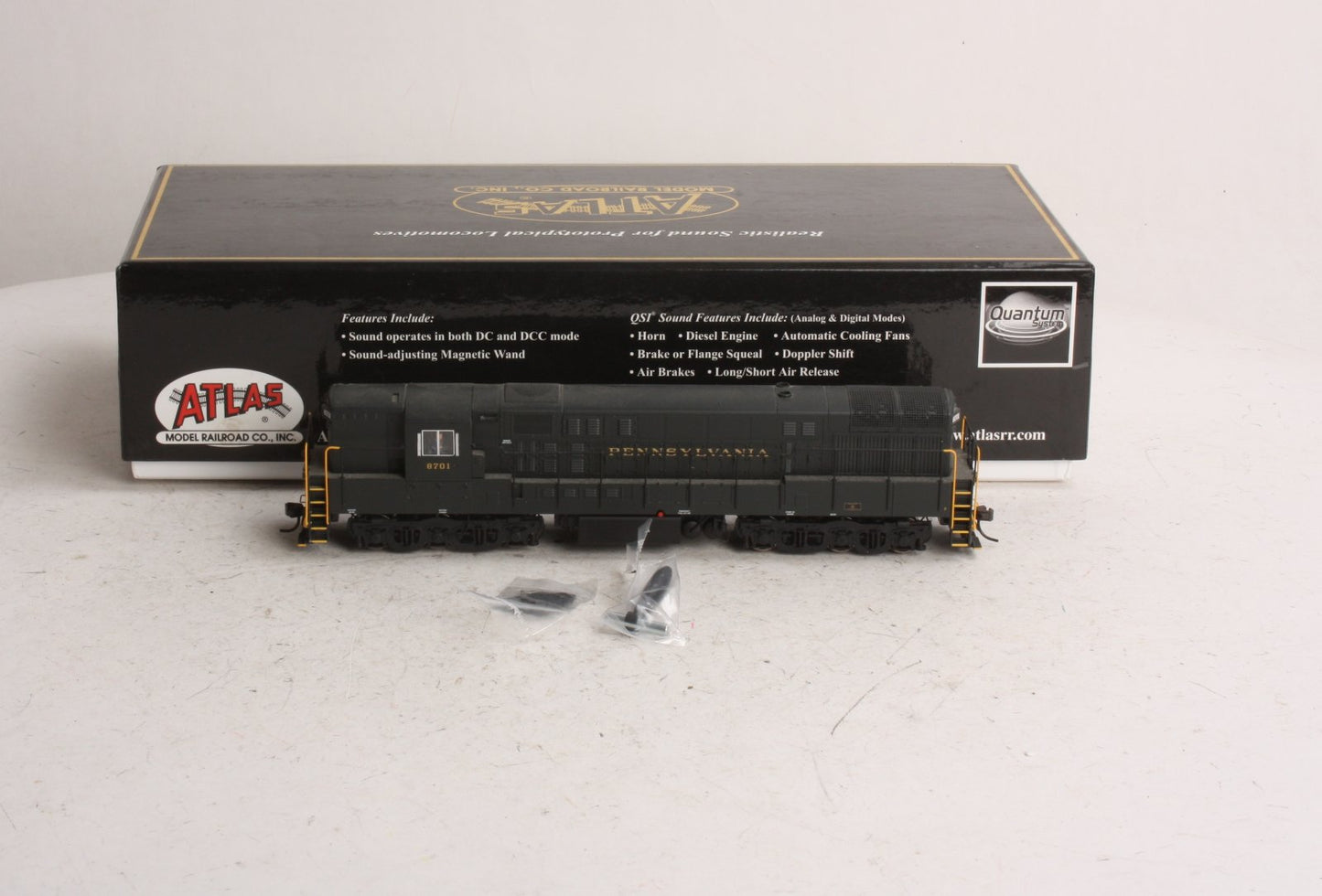 Atlas 7747 HO Scale Pennsylvania TrainMaster w/Sound #8701