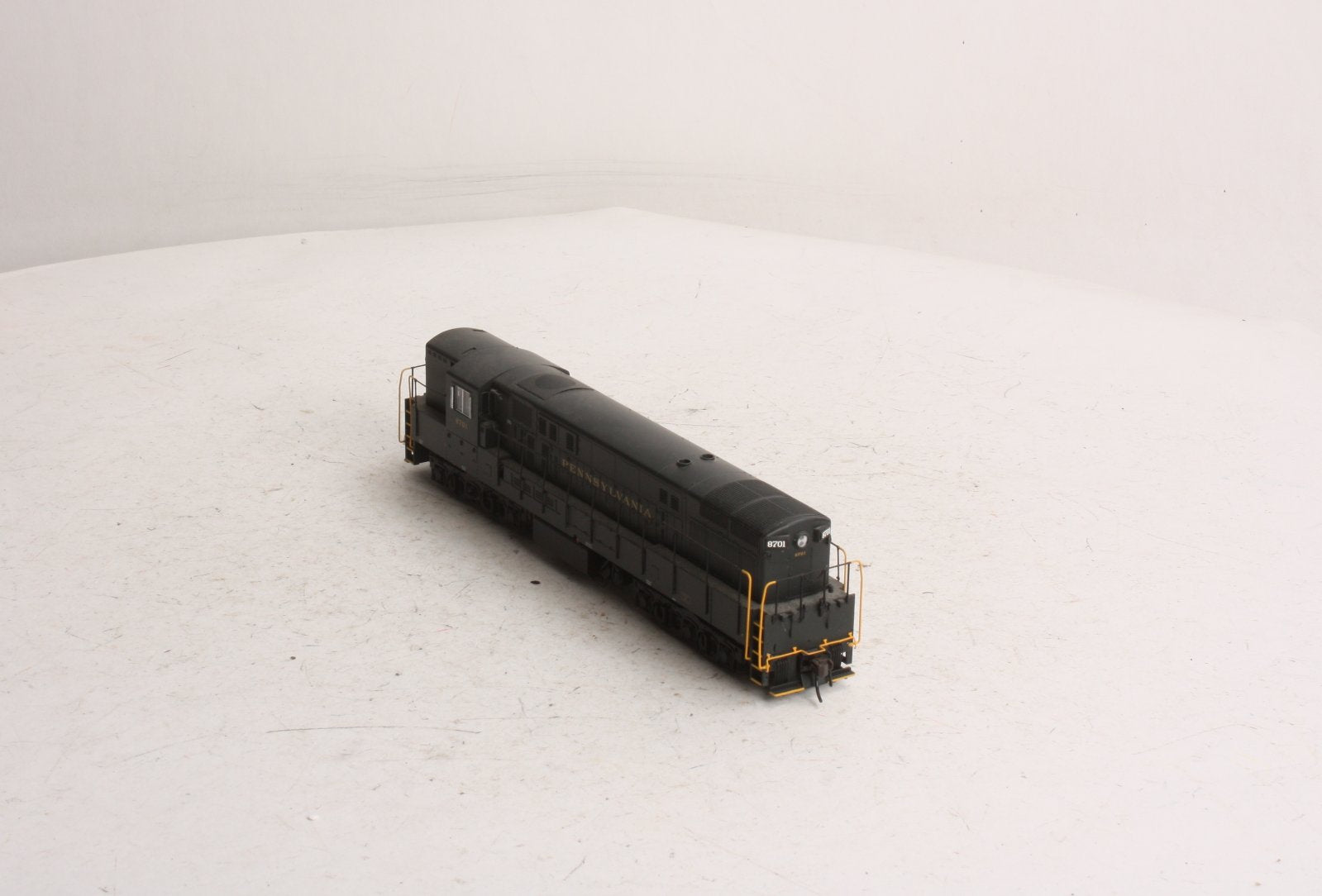 Atlas 7747 HO Scale Pennsylvania TrainMaster w/Sound #8701