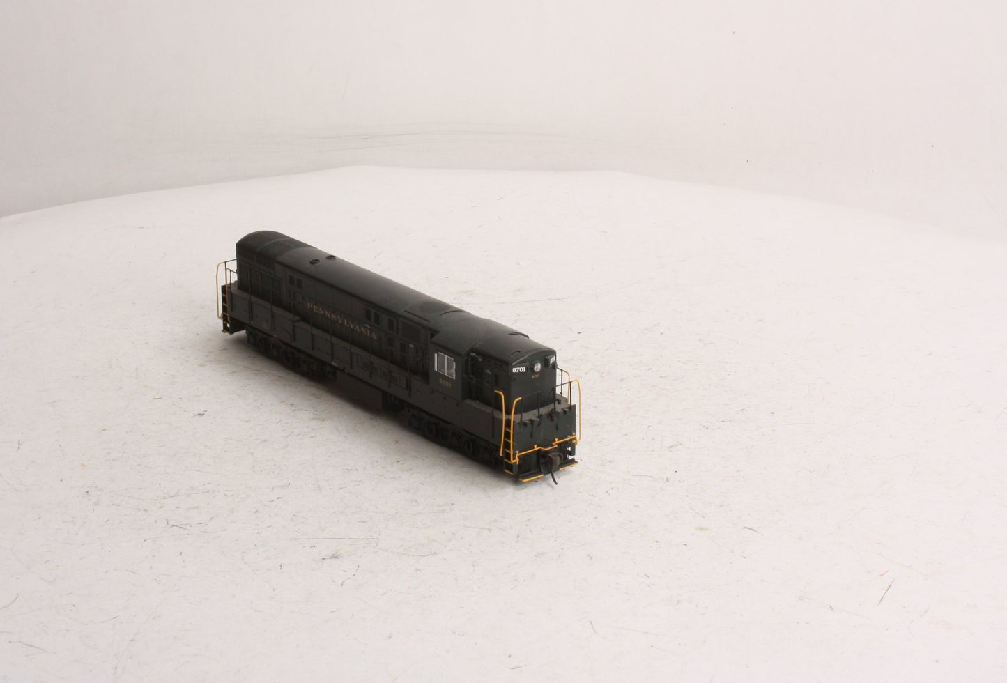 Atlas 7747 HO Scale Pennsylvania TrainMaster w/Sound #8701
