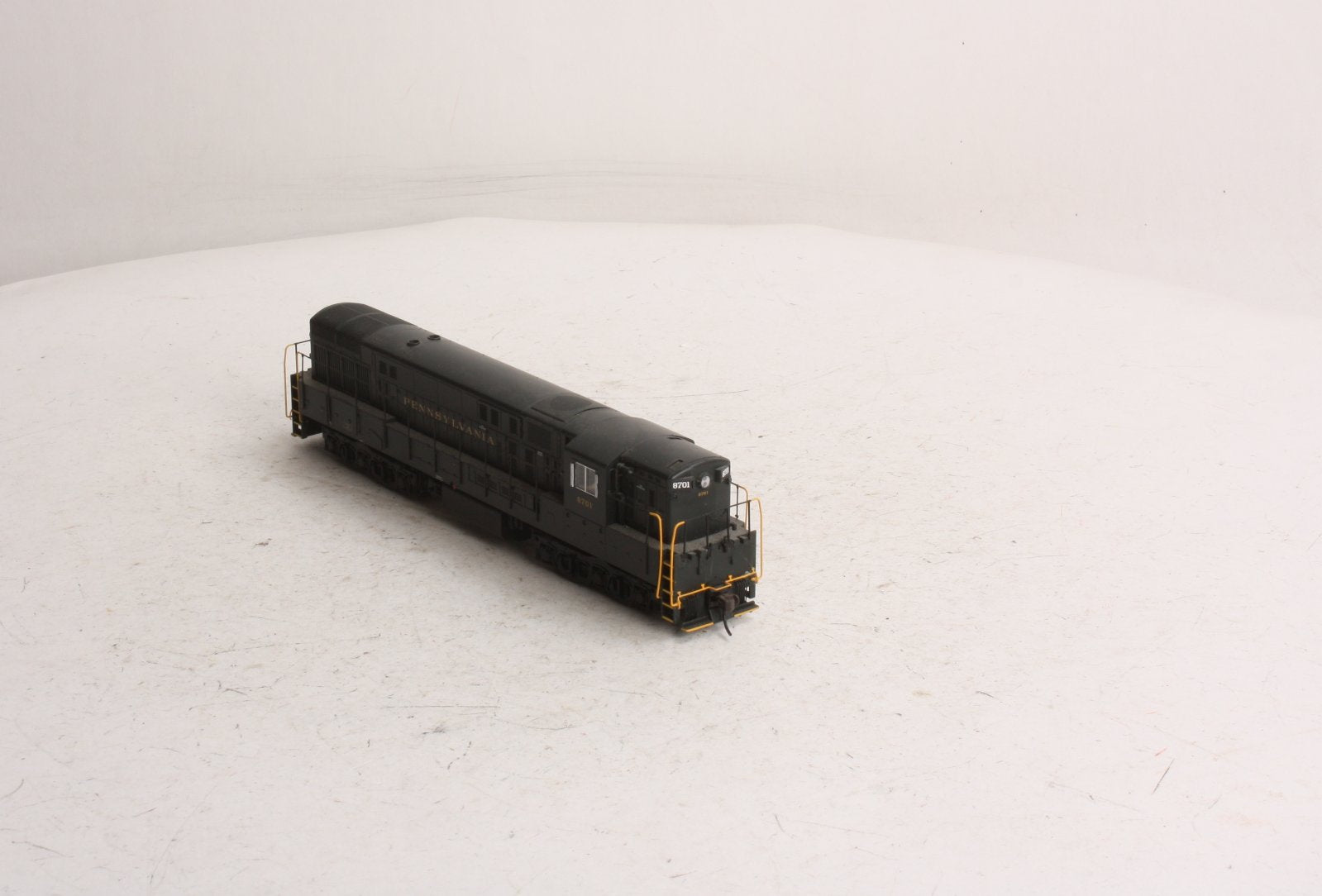 Atlas 7747 HO Scale Pennsylvania TrainMaster w/Sound #8701