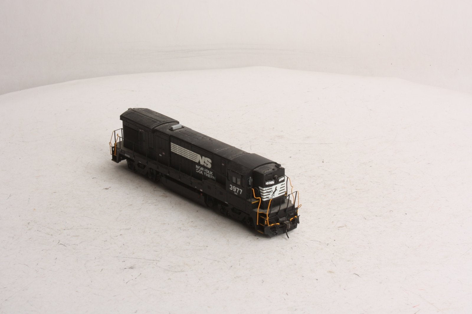 Atlas 8193 HO Norfolk Southern B23-7 Diesel Locomotive w/Sound