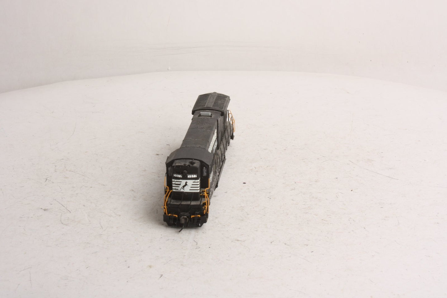Atlas 8193 HO Norfolk Southern B23-7 Diesel Locomotive w/Sound #3977 -DC & DCC