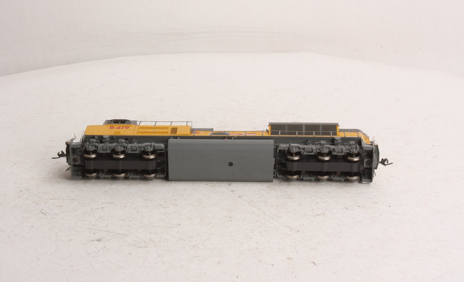 Athearn G68623 HO EMD SD70ACe Diesel Locomotive #8419 w/DCC & Sound
