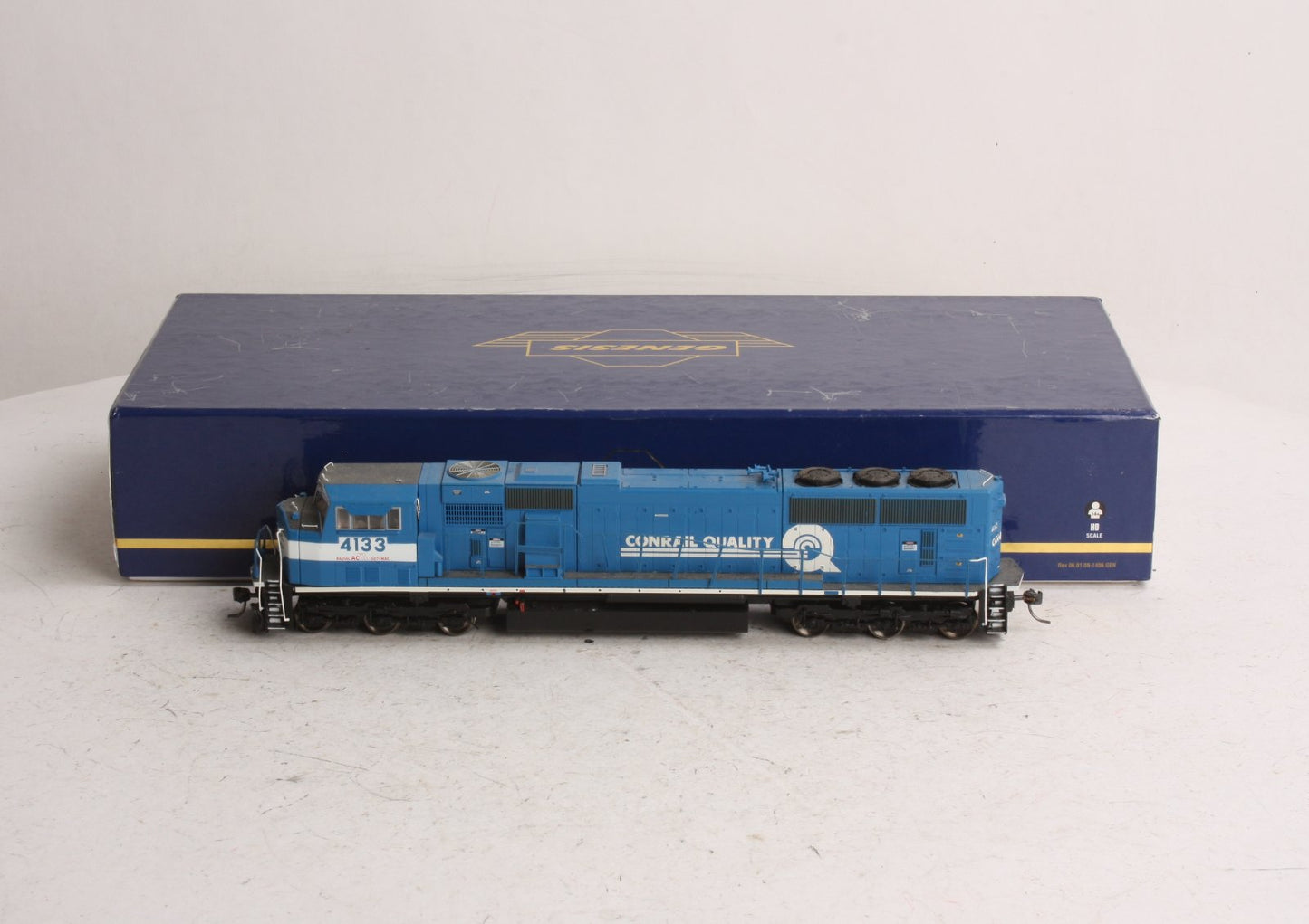 Athearn G64753 Conrail HO SD70MAC Powered Diesel Locomotive