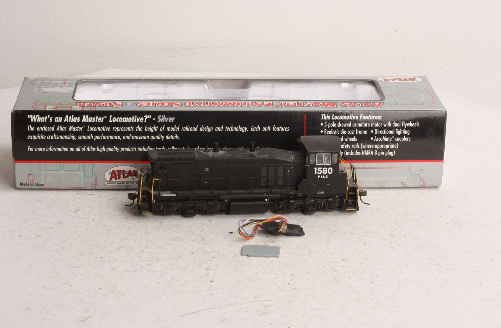 Atlas 9991 Pittsburgh & Lake Erie MP15DC w/DCC #1580