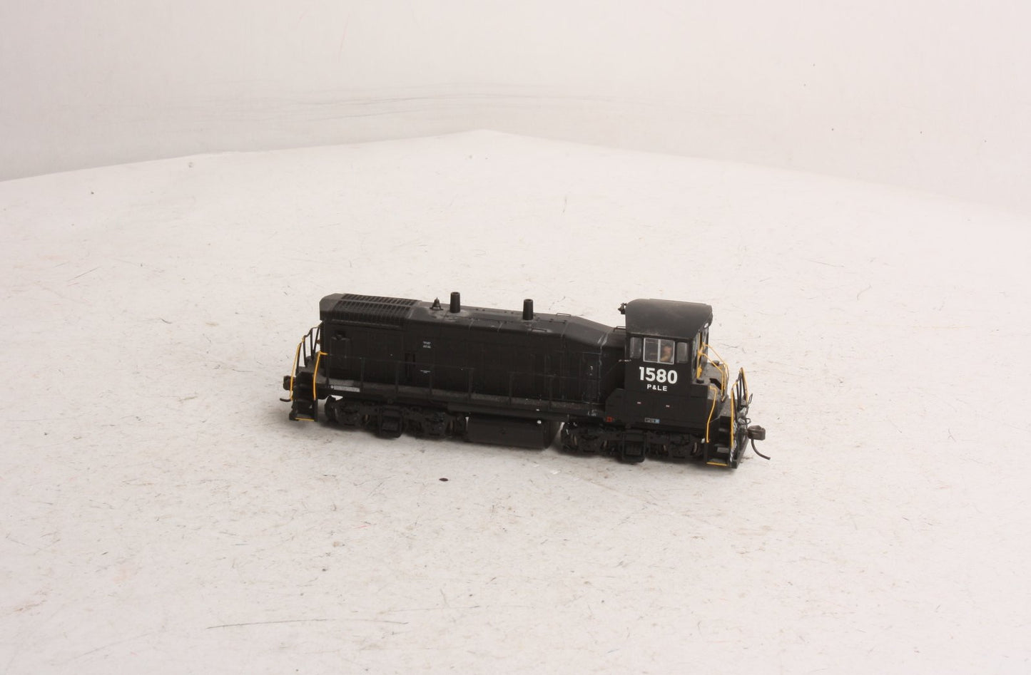 Atlas 9991 Pittsburgh & Lake Erie MP15DC w/DCC #1580