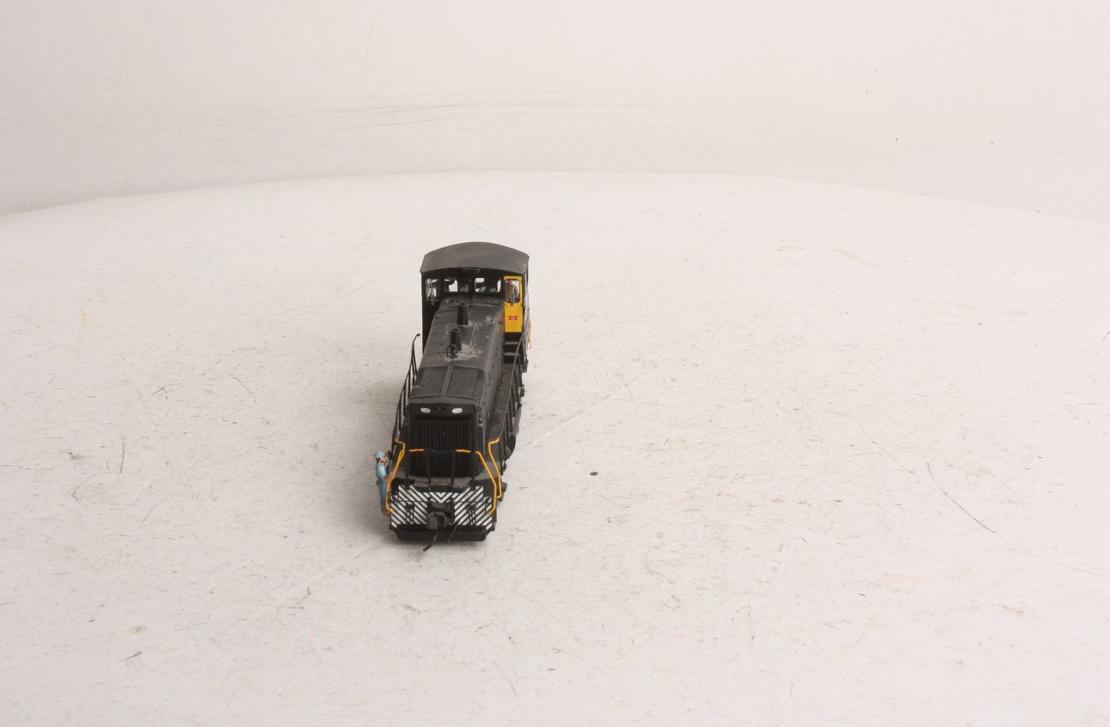 Atlas 9991 Pittsburgh & Lake Erie MP15DC w/DCC #1580