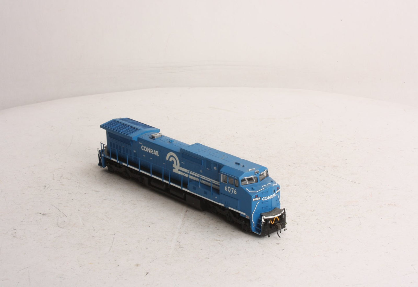 Atlas 10000779 HO Dash 8-40CW w/DCC & Sound, CR #6076